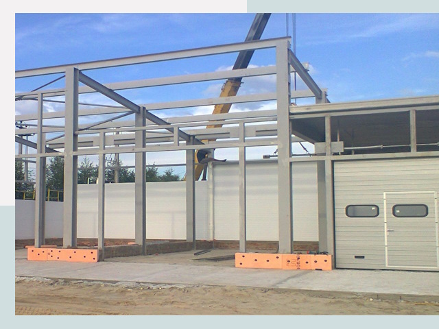 Строительство автосервисов от СтальСтрой-Днц по цене 621 руб.